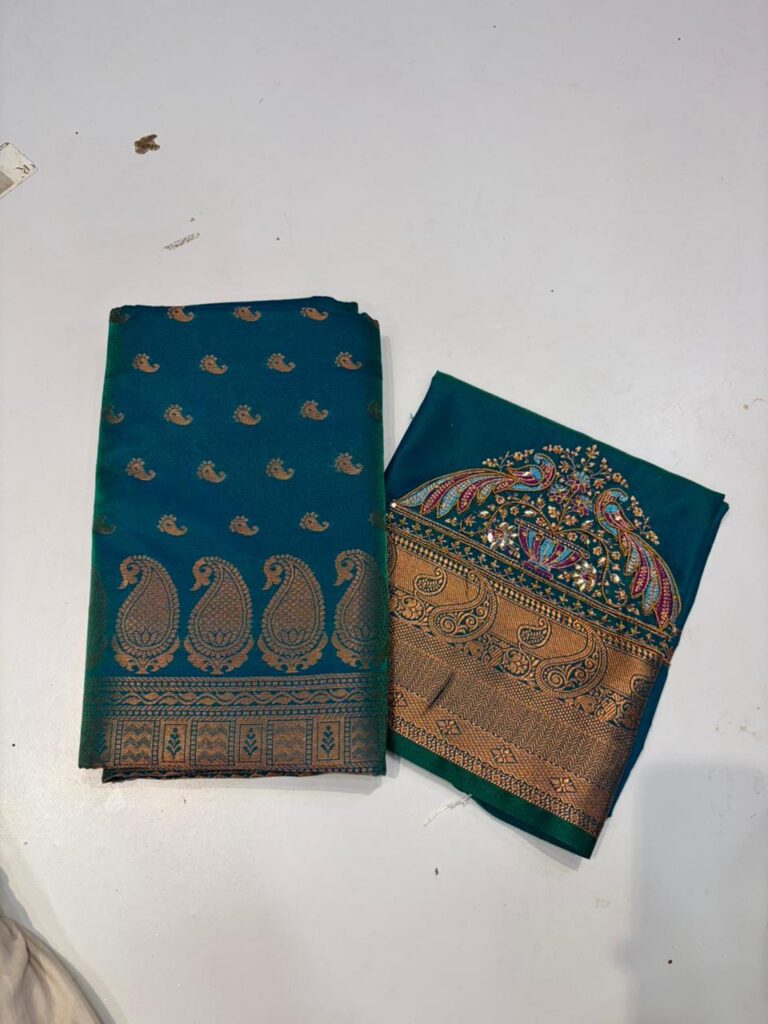 Navwari Jari Paithani